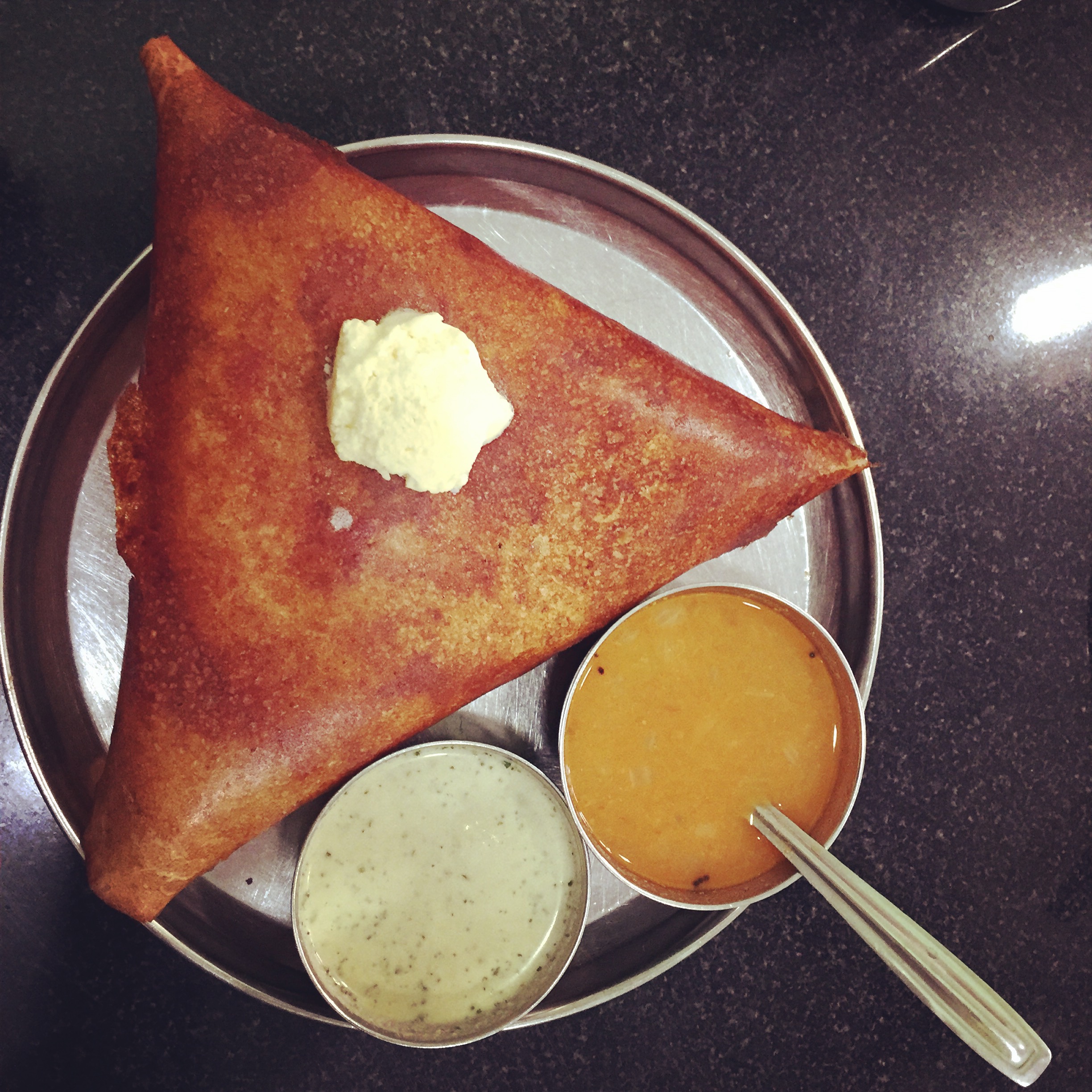 Dosa serving suggestion